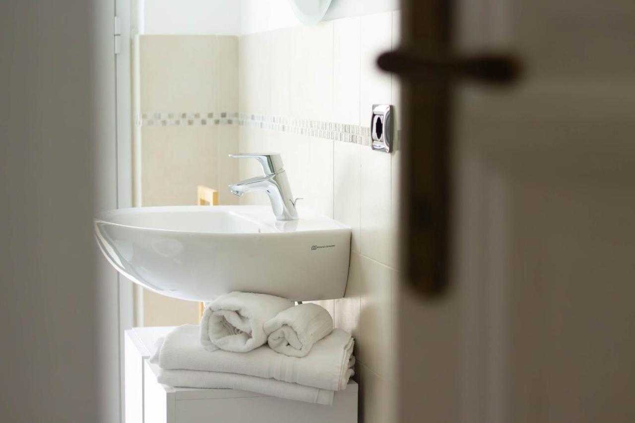 120 - Casa Terra E Mare Boutique, 10 Minuti Dal Mare Apartment Rapallo Luaran gambar